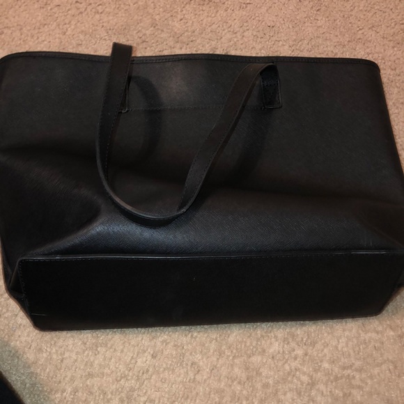 Michael Kors purse - Picture 4 of 4